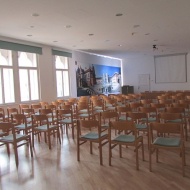Terembérlés Veszprémben, konferencia és rendezvényhelyszín az Eötvös Károly Könyvtárban