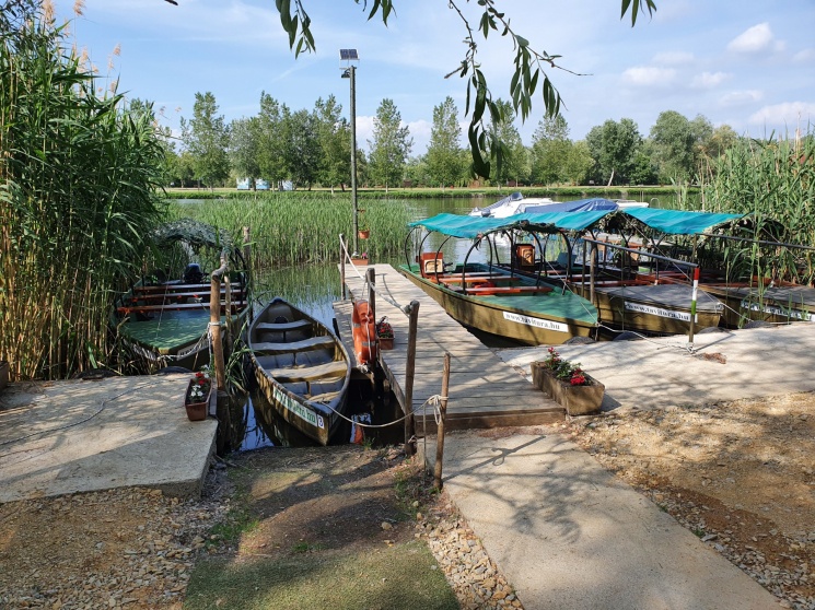 Tisza-tó vízitúra 2024. Vezetett tavi kirándulások kishajóval, kenuval vagy csónakkal
