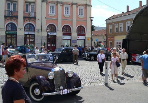 Szevasz Ny�r Szuperkoncertek  �s M�trai Veter�naut� Tal�lkoz� 2016