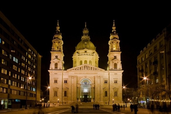 Orgonakoncert Budapesten híres áriákkal a Szent István Bazilikában