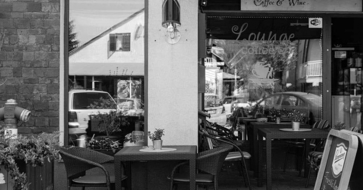 Lounge Coffee & Wine Kávéház
