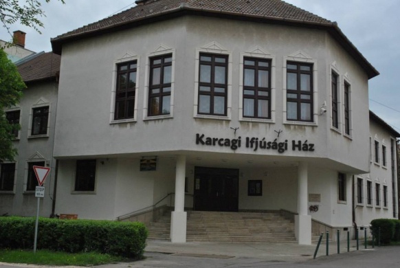 Karcagi Ifjúsági Ház és Városi Csokonai Könyvtár