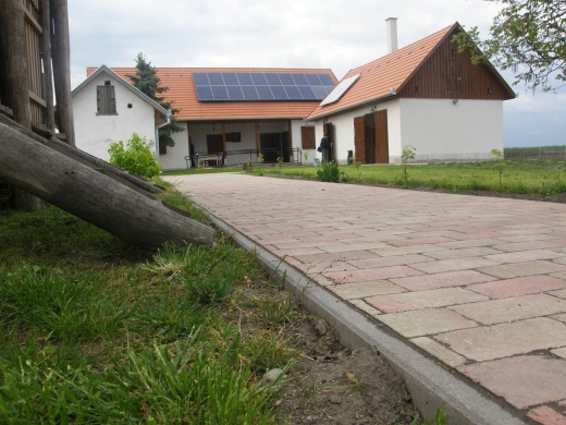 Eszter Ház és Karaván pihenőpark Kerekegyháza
