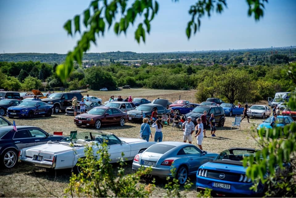 ingyenes kaland találkozó helyén