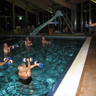 Vízi aerobic a kisújszállási Kumánia Fürdőben kedd és vasárnap között minden nap Vízi aerobic a kisújszállási Kumánia Fürdőben kedd és vasárnap között minden nap