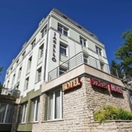 Shopping Budapest mellett a Premier Outletben, szállással a Jagelló Hotelben Shopping Budapest mellett a Premier Outletben, szállással a Jagelló Hotelben