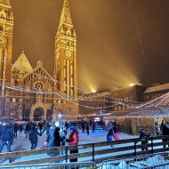 Dóm téri Karácsonyi Hetek 2019. Szegedi Advent Dóm téri Karácsonyi Hetek 2019. Szegedi Advent