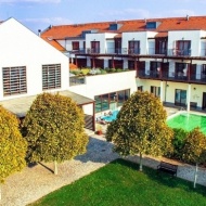 Bor és csokoládé kóstoló, gasztro kalandtúra Tiszafüreden, a Balneum Wellness Hotelben Bor és csokoládé kóstoló, gasztro kalandtúra Tiszafüreden, a Balneum Wellness Hotelben