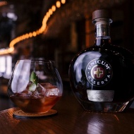 Unicum túra Budapesten vezetett pincelátogatással és prémium minőségű Unicum Riserva kóstolással Unicum túra Budapesten vezetett pincelátogatással és prémium minőségű Unicum Riserva kóstolással