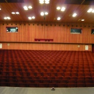 Terembérlés Gyöngyös, rendezvényhelyszín konferenciákra, előadásokra, esküvőkre, termékbemutatókra Terembérlés Gyöngyös, rendezvényhelyszín konferenciákra, előadásokra, esküvőkre, termékbemutatókra
