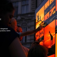 Természetfotó kiállítás a Gödöllői Királyi Kastély udvarán Máté Bence fotóiból Természetfotó kiállítás a Gödöllői Királyi Kastély udvarán Máté Bence fotóiból