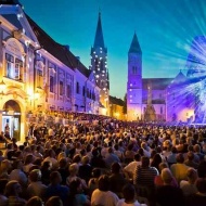 Koncertek Veszprémben 2019 / 2020. Online jegyvásárlás Koncertek Veszprémben 2019 / 2020. Online jegyvásárlás