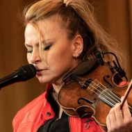 Szirtes Edina Mókus koncert a veresegyházi Mézesvölgyi Szabadtéri Színpadon Szirtes Edina Mókus koncert a veresegyházi Mézesvölgyi Szabadtéri Színpadon