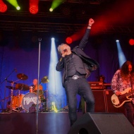 Komárom koncert 2019. Piramis koncert a Jókai Ligetben Komárom koncert 2019. Piramis koncert a Jókai Ligetben