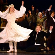 Menyasszonytánc jegyvásárlás 2020. A Budapesti Operettszínház klezmer - operettje Menyasszonytánc jegyvásárlás 2020. A Budapesti Operettszínház klezmer - operettje