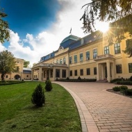 Tematikus tárlatvezetések és garantált programok a gyulai Almásy-kastélyban minden szombaton Tematikus tárlatvezetések és garantált programok a gyulai Almásy-kastélyban minden szombaton