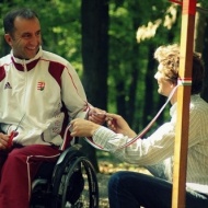 Kerekesszékes akadálypálya, kalandpark program mozáskorlátozottaknak a Holdfény Liget Kalandparkban Kerekesszékes akadálypálya, kalandpark program mozáskorlátozottaknak a Holdfény Liget Kalandparkban