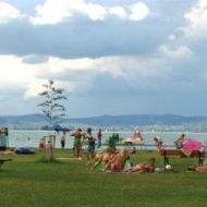 Animáció és kézműves foglalkozás, ingyenes játszóház a strandon péntekenként és vasárnaponként Animáció és kézműves foglalkozás, ingyenes játszóház a strandon péntekenként és vasárnaponként