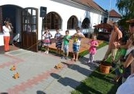 Népi játékok, régi játékok, játéktörténeti foglalkozás a Vasvári Pál Múzeumban Népi játékok, régi játékok, játéktörténeti foglalkozás a Vasvári Pál Múzeumban