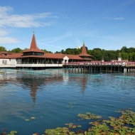 Gerincsérv, gerincferdülés gyógykúra Hévízen, a Hotel Spa Hévíz szállodában Gerincsérv, gerincferdülés gyógykúra Hévízen, a Hotel Spa Hévíz szállodában