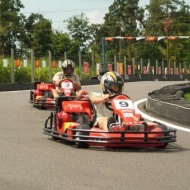 Gokart pálya a Balatonnál Zamárdiban felnőtteknek és gyerekeknek Gokart pálya a Balatonnál Zamárdiban felnőtteknek és gyerekeknek