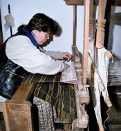 Szövő mesterség, takácsműhely látogatás a szentendrei Szabadtéri Néprajzi Múzeumban Szövő mesterség, takácsműhely látogatás a szentendrei Szabadtéri Néprajzi Múzeumban