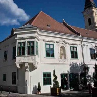 Hiemer-ház látogatás Székesfehérváron, ismerje meg velünk a városunk ékkövét!