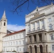 Zirc koncertek, hangversenyek a Ciszterci Apátság szervezésében Zirc koncertek, hangversenyek a Ciszterci Apátság szervezésében