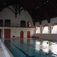 Bitskey Aladár Uszoda Eger, úszás, jakuzzi, konditerem és játszóház programlehetőségek Bitskey Aladár Uszoda Eger, úszás, jakuzzi, konditerem és játszóház programlehetőségek