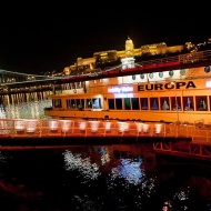 Budapesti éjszakai hajókirándulás vacsorával, vagy vacsora nélkül italokkal - JEGYVÁSÁRLÁS Budapesti éjszakai hajókirándulás vacsorával, vagy vacsora nélkül italokkal - JEGYVÁSÁRLÁS