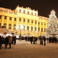 Advent Bécsben busszal 2019. Egynapos kirándulás csokigyár látogatással a Nyírség Utazási Irodával Advent Bécsben busszal 2019. Egynapos kirándulás csokigyár látogatással a Nyírség Utazási Irodával