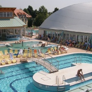 Mosonmagyaróvári akciós szállás félpanziós ellátással és fürdőbelépővel a Thermal Hotelben Mosonmagyaróvári akciós szállás félpanziós ellátással és fürdőbelépővel a Thermal Hotelben