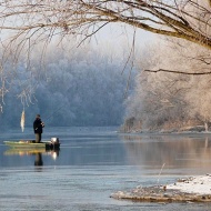 Ezüstkárász horgászata a Tisza-tónál, szállással a Balneum Hotelben
