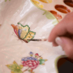 Porcelánfestő tanfolyam a Herendi Porcelánmanufaktúrában Porcelánfestő tanfolyam a Herendi Porcelánmanufaktúrában