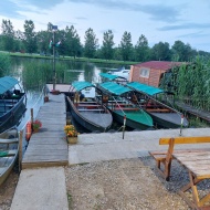 Tisza-tavi hajókirándulás 2024. Kalandos felfedező kirándulások a meseszép tavon katonai kishajókkal