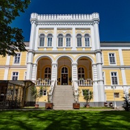 Lakodalom helyszín Balatonfüreden, a műemlék jellegű Astoria Hotel Étteremben