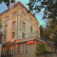Családi rendezvény helyszín közel Budapest belvárosához, a zöldövezeti Jagelló Hotelben Családi rendezvény helyszín közel Budapest belvárosához, a zöldövezeti Jagelló Hotelben