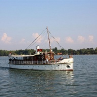 Keszthelyi nyári sétahajózás a Balatonon 2019. Panoráma hajóút páratlan élményekkel Keszthelyi nyári sétahajózás a Balatonon 2019. Panoráma hajóút páratlan élményekkel