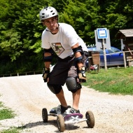 Mountainboard és íjászat, hegyideszka és íjászat bemutató, kipróbálás és oktatás Mountainboard és íjászat, hegyideszka és íjászat bemutató, kipróbálás és oktatás