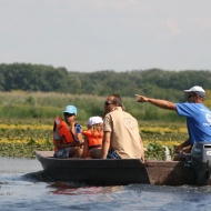 Tisza-tavi csónakbérlés a Szabics Kikötőben