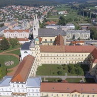 Szent Bernát apát főünnepe Zircen, ünnepi szentmisével a Bazilikában Szent Bernát apát főünnepe Zircen, ünnepi szentmisével a Bazilikában