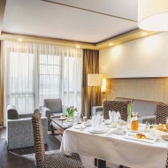 Nászutas lakosztály Bükfürdőn, exkuzív wellness pihenés pároknak a Caramell Prémium Resortban Nászutas lakosztály Bükfürdőn, exkuzív wellness pihenés pároknak a Caramell Prémium Resortban