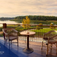 Romantikus wellness üdülés gyertyafényes vacsorával a Tisza-tónál,  a Balneum Hotelben