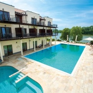 Családbarát wellness üdülés egyedülálló szülőknek a Tisza Balneum Hotelben Családbarát wellness üdülés egyedülálló szülőknek a Tisza Balneum Hotelben