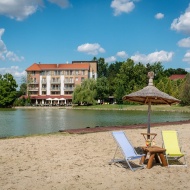 Nyári akciós wellness Gyopárosfürdőn, fürdőbelépővel és masszázskuponnal a Hotel Corvus Aqua-ban Nyári akciós wellness Gyopárosfürdőn, fürdőbelépővel és masszázskuponnal a Hotel Corvus Aqua-ban