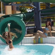 Akciós nyári üdülés Gyopárosfürdőn, korlátlan fürdőbelépővel a Hotel Corvus Aqua szállodában Akciós nyári üdülés Gyopárosfürdőn, korlátlan fürdőbelépővel a Hotel Corvus Aqua szállodában