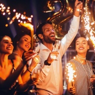 Olcsó szilveszter bulival, gálavacsorával, kabaréműsorral és bállal a soproni Szieszta Hotelben Olcsó szilveszter bulival, gálavacsorával, kabaréműsorral és bállal a soproni Szieszta Hotelben