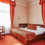 Valentin-napi szerelmes hétvége Balatonfüreden, az Astoria Hotelben Valentin-napi szerelmes hétvége Balatonfüreden, az Astoria Hotelben