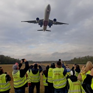 Élmény ajándékutalvány karácsonyra 2019. Reptér-látogatás és Aeropark belépő élmény-ajándék Élmény ajándékutalvány karácsonyra 2019. Reptér-látogatás és Aeropark belépő élmény-ajándék