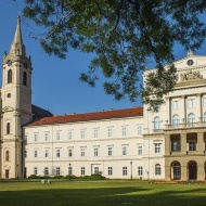 Pünkösd vasárnapi mise Zircen és pünkösd hétfői mise bérmálással, a Ciszterci Apátságban Pünkösd vasárnapi mise Zircen és pünkösd hétfői mise bérmálással, a Ciszterci Apátságban